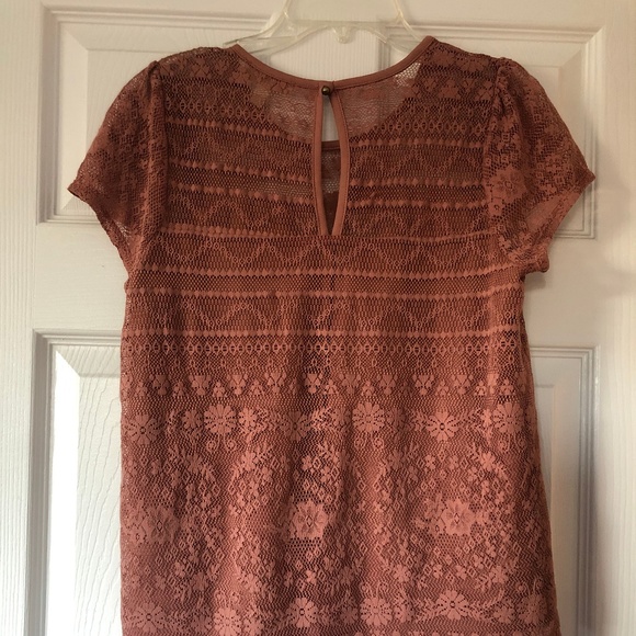 Dusty Rose Embroidered Top - Picture 2 of 4